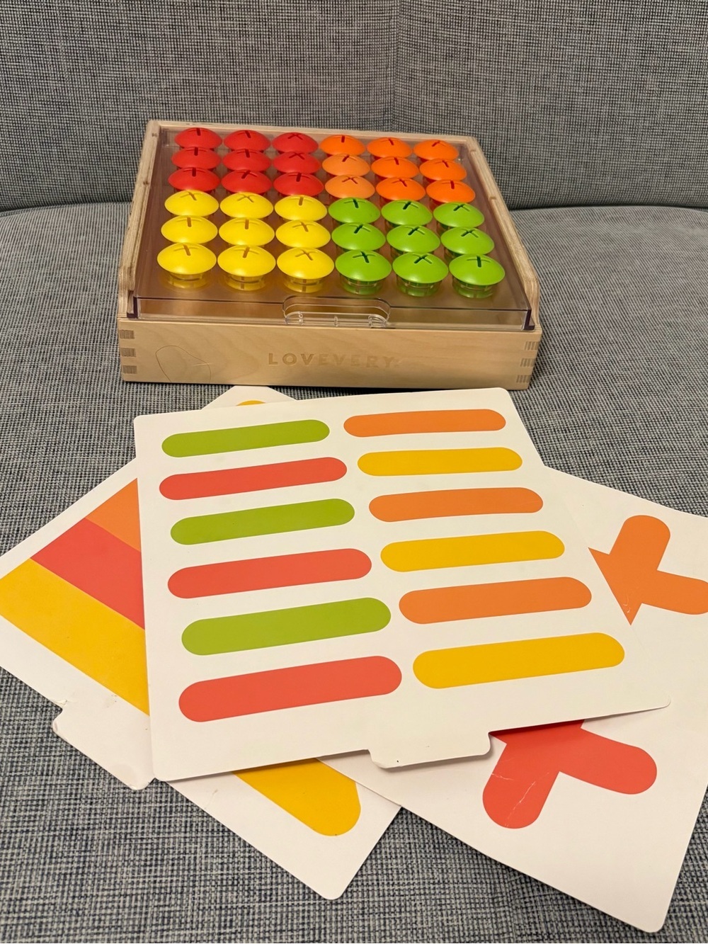 Lovevery Companion Play Kit Wooden Color Matching Peg Button Board